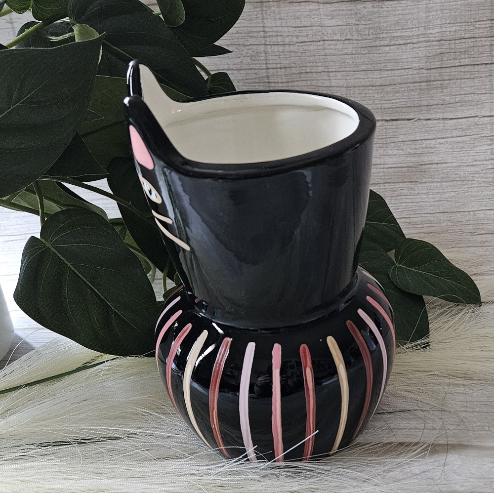 black cat art deco ceramic planter with pink and white accents stripes with cat - Picture 4 of 10